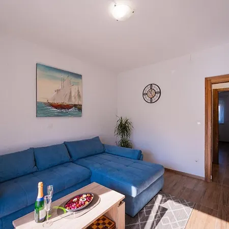 Gostinjska kuća Carpe Diem In Kosinozici - Istrien Vrznaveri