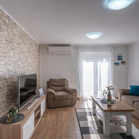 Carpe Diem In Kosinozici - Istrien Gostinjska kuća